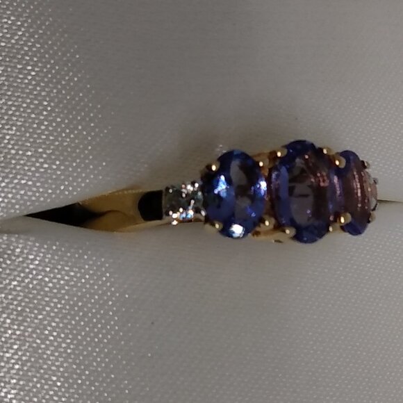 Beautiful tanzanite ring, size 6! - Picture 7 of 10